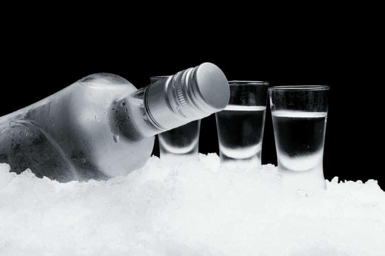Vodka Liquor vs. Vodka Liqueur What's the Difference? TE Stillhouse